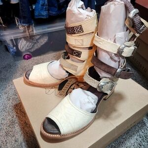 Womens Freebird bootie